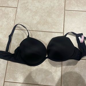 Victoria’s Secret pink Where everywhere super push-up bra